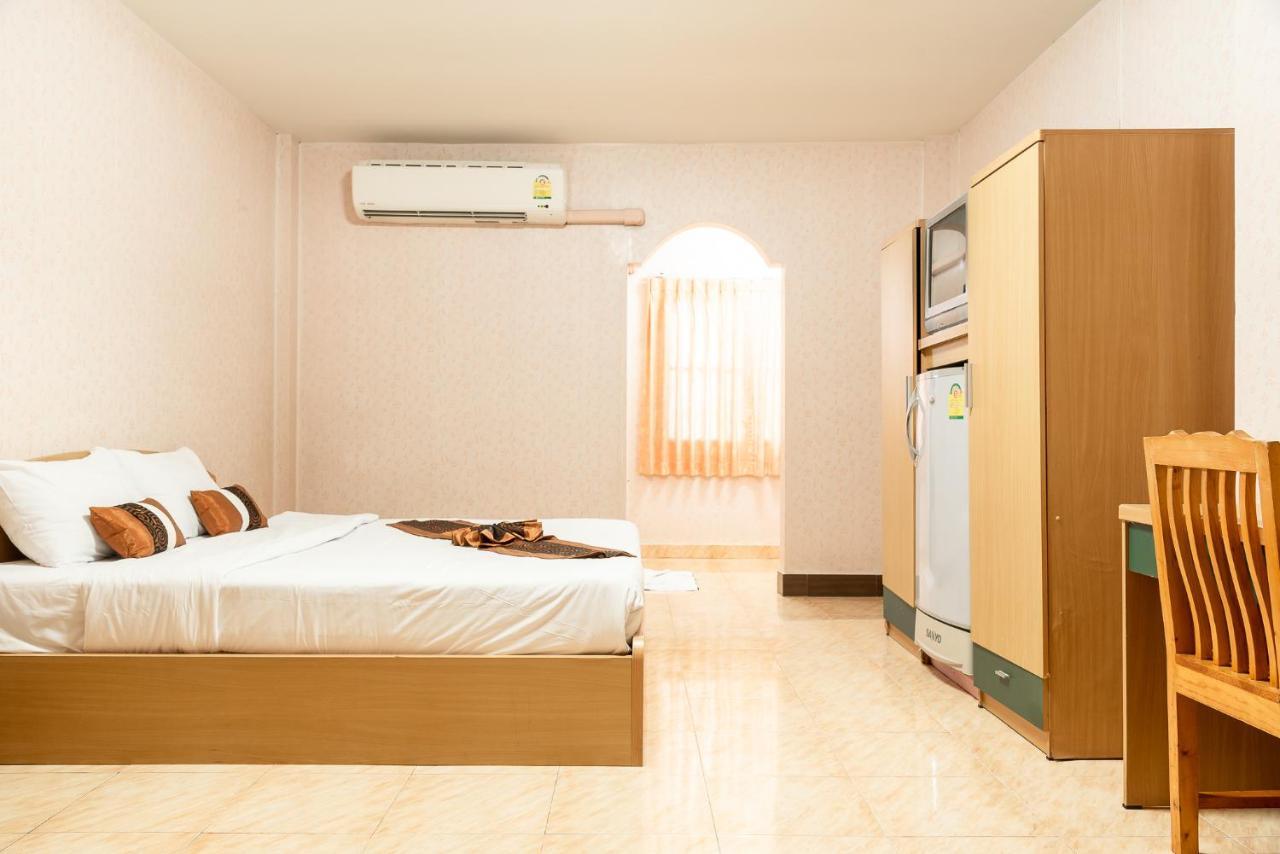 Pn Gold Resort Bangsaen Exteriér fotografie