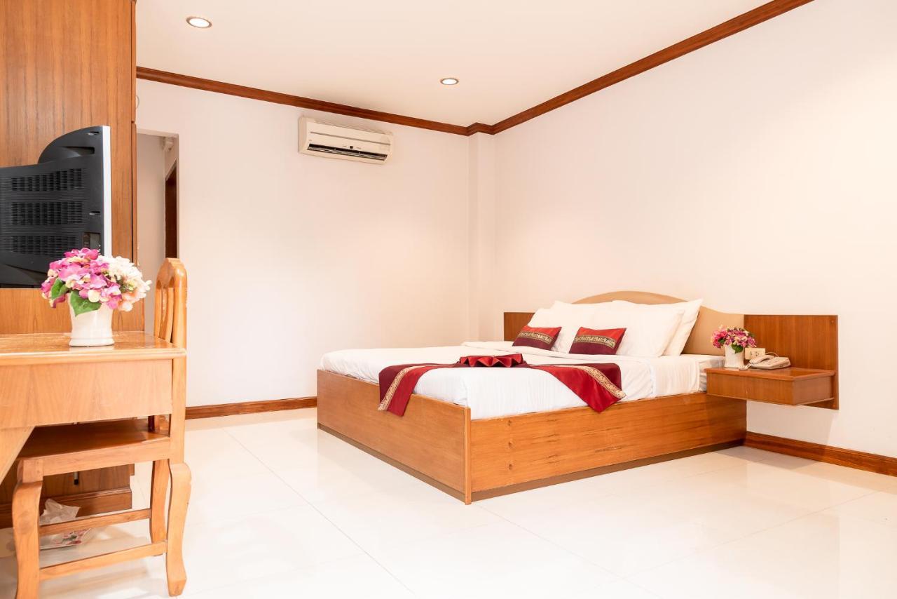 Pn Gold Resort Bangsaen Exteriér fotografie