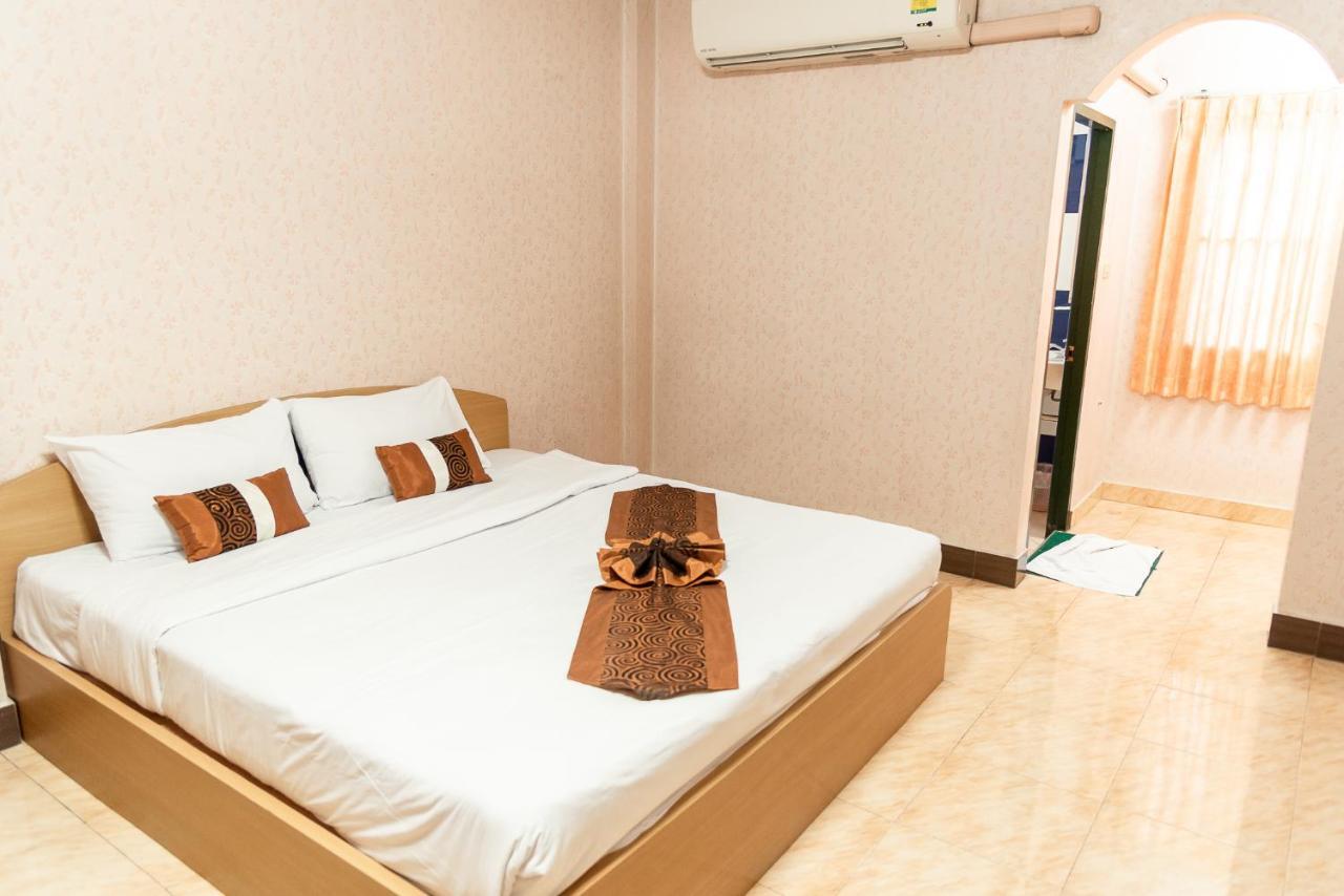 Pn Gold Resort Bangsaen Exteriér fotografie