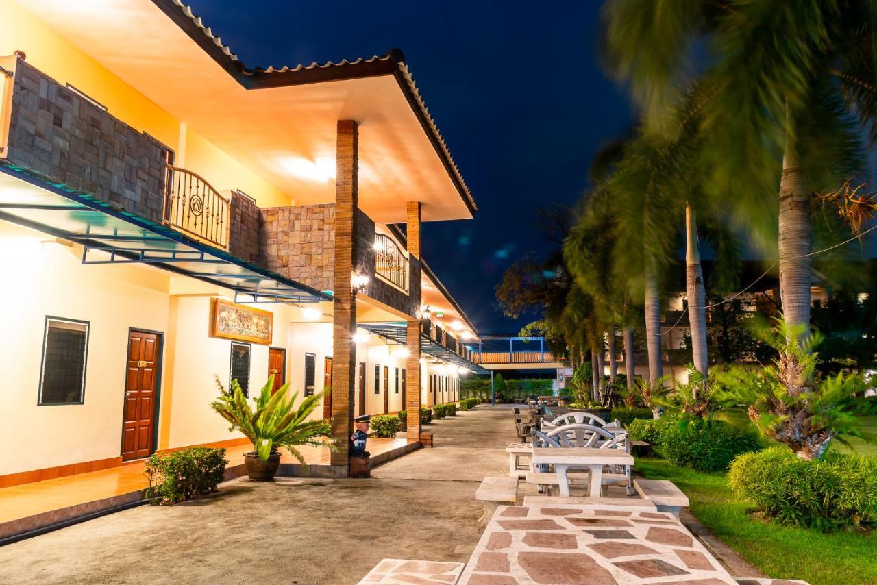 Pn Gold Resort Bangsaen Exteriér fotografie