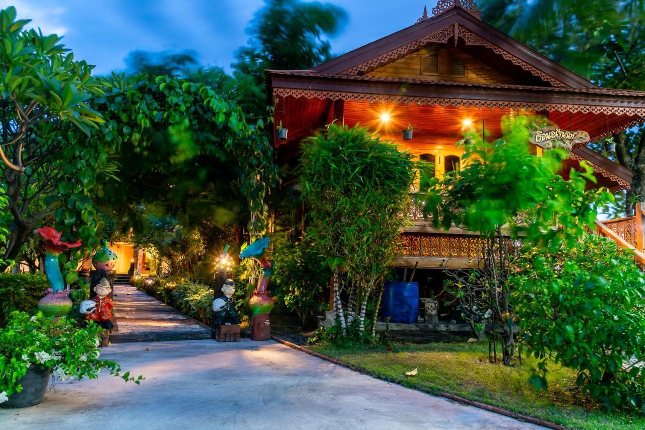 Pn Gold Resort Bangsaen Exteriér fotografie