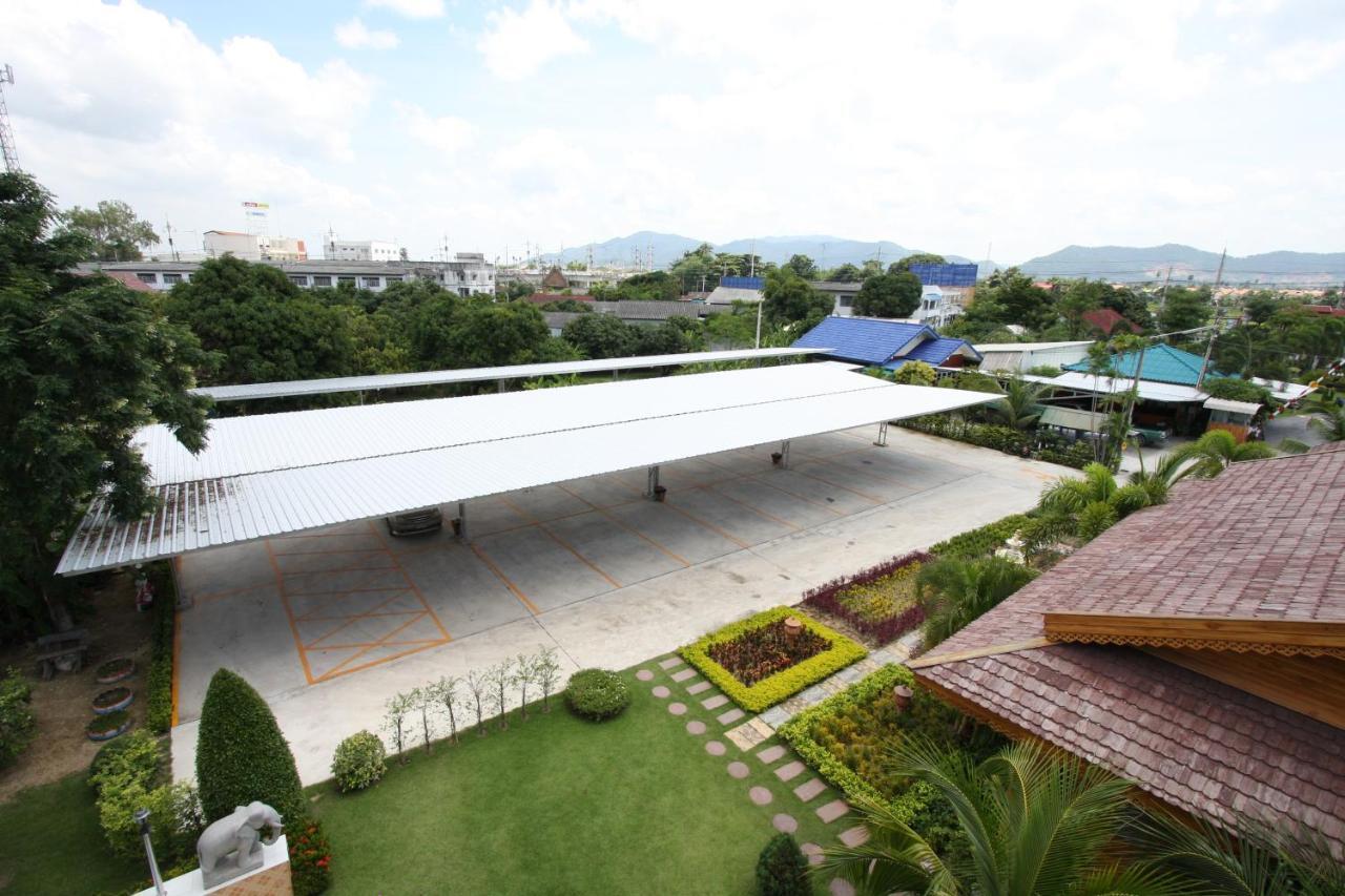 Pn Gold Resort Bangsaen Exteriér fotografie