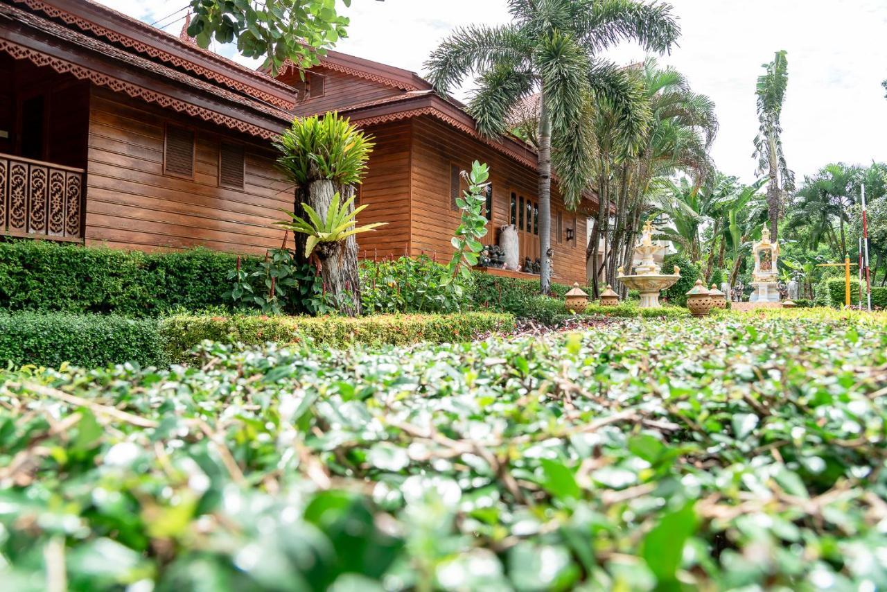 Pn Gold Resort Bangsaen Exteriér fotografie