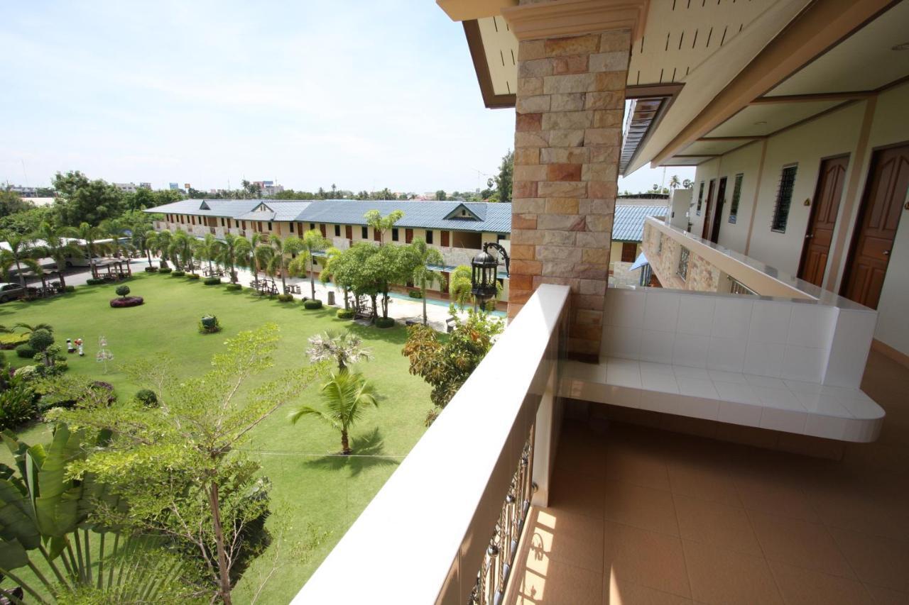 Pn Gold Resort Bangsaen Exteriér fotografie