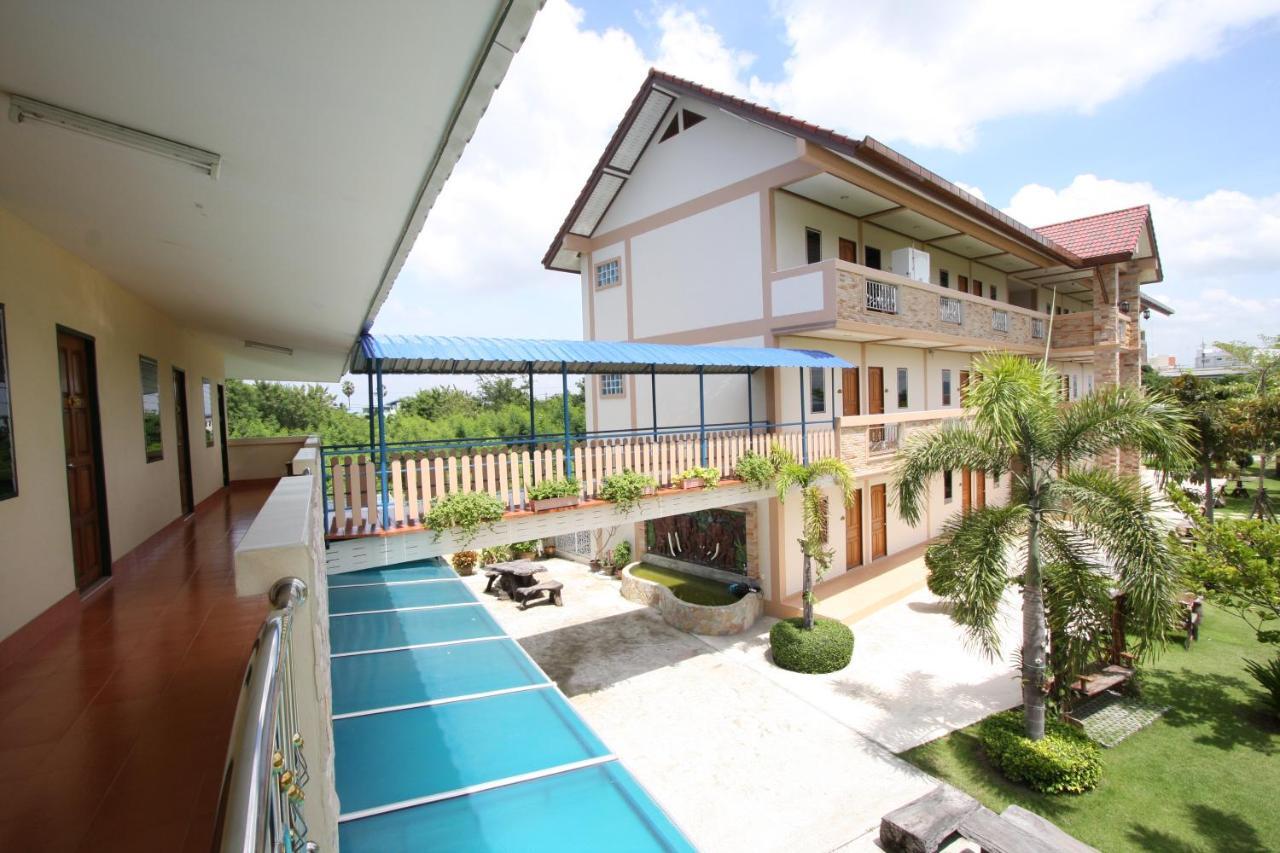 Pn Gold Resort Bangsaen Exteriér fotografie