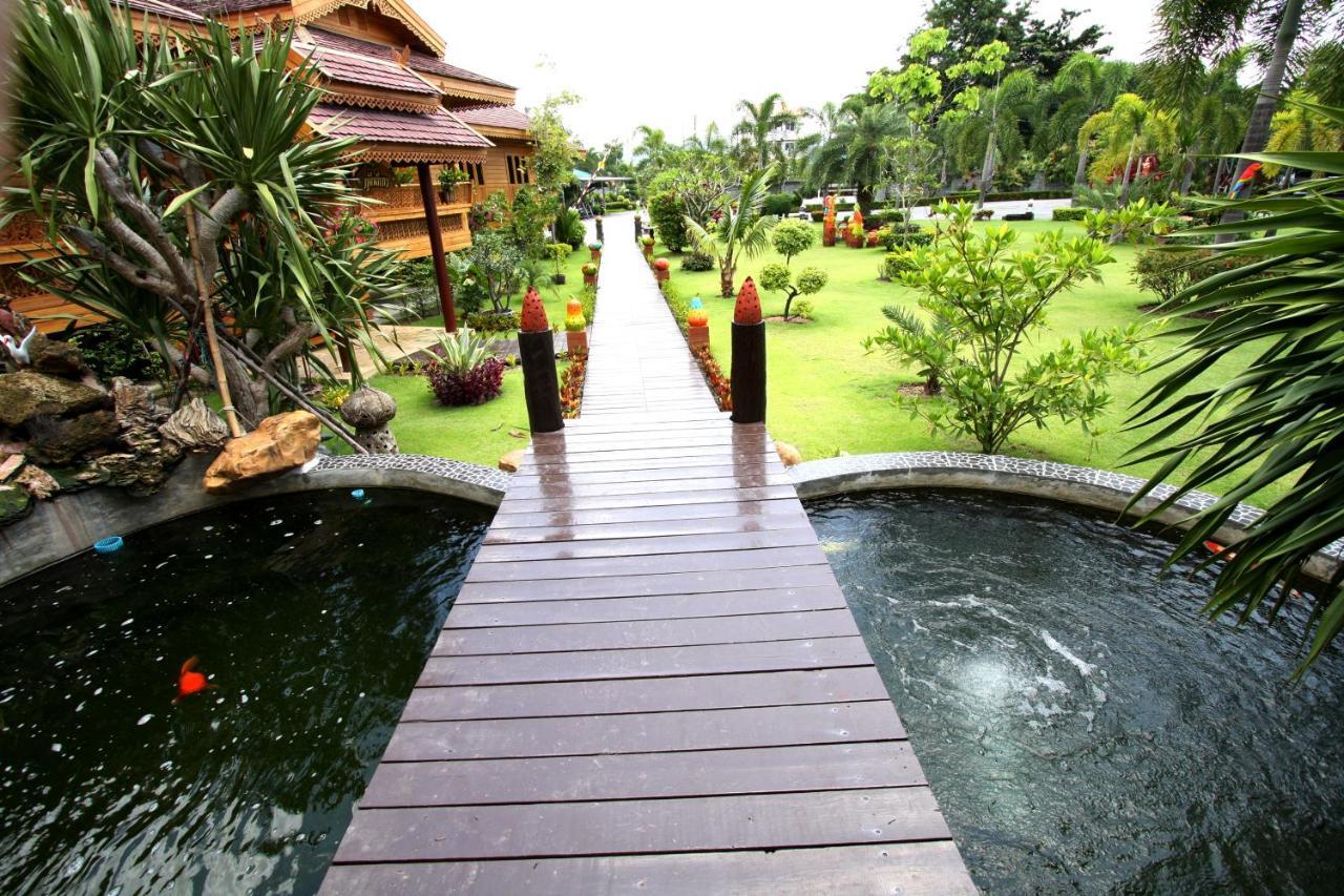 Pn Gold Resort Bangsaen Exteriér fotografie