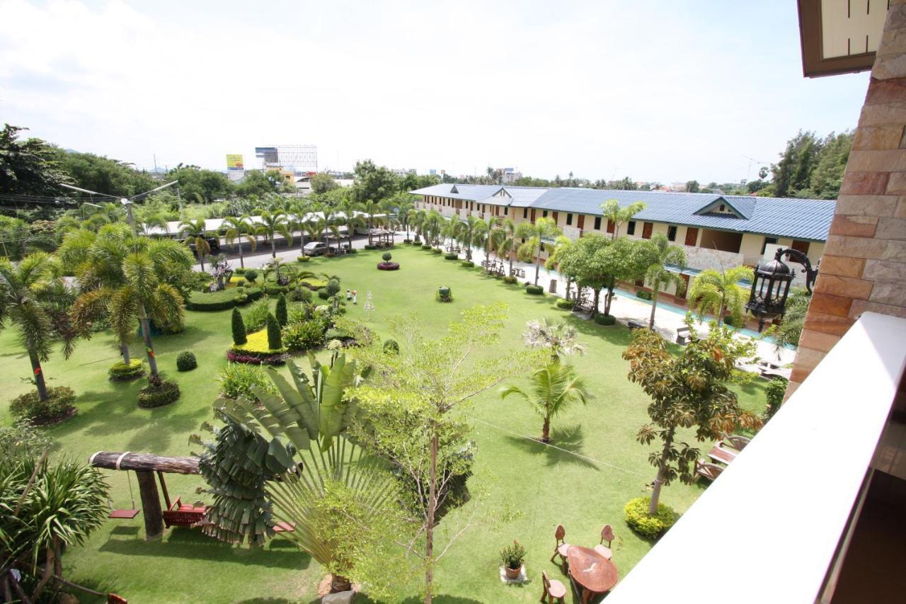 Pn Gold Resort Bangsaen Exteriér fotografie